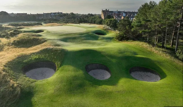 Bunkers guarding a green at Royal Lytham and St Annes